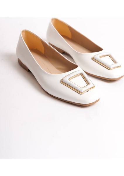 KAYLA Bağcıksız Ortopedik Rahat Taban Toka Detaylı Kadın Babet - Beyaz fırsatları