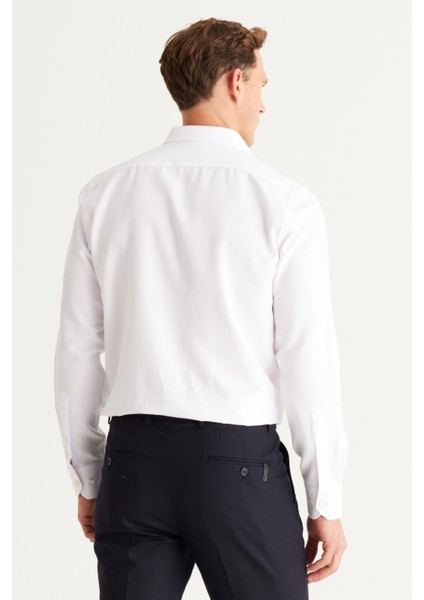 Erkek Beyaz Düğmeli Yaka Kolay Ütülenebilir Pamuklu Slim Fit Dar Kesim Oxford Gömlek