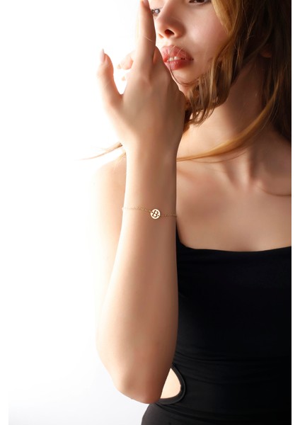 Matya Altın Renk Lak Kaplama B Harfi Bileklik fiyatları