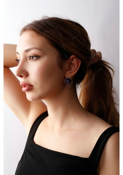 Matya Altın Renk Lak Kaplama Çivili Mor Taşlı Model Küpe