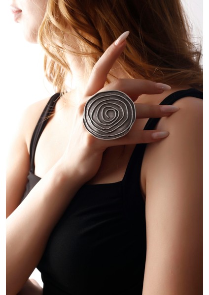 Matya Antik Gümüş Kaplama Büyük Spiral Model Ayarlanabilir Yüzük fiyatları