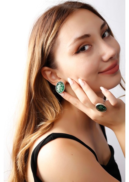 Matya Antik Gümüş Kaplama Ayarlanabilir Yeşil Taşlı Çivili Model El Işçiliği Küpe & Yüzük Set