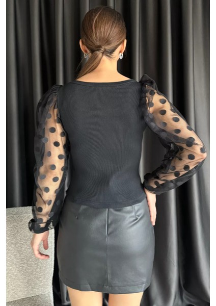 Kadın Kare Yaka Kolları Tül Puantiyeli Kaşkorse Bluz modelleri