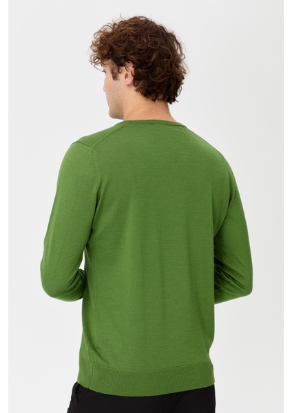 Erkek Basic V Yaka Ince Triko Kazak K.yosun fırsatları