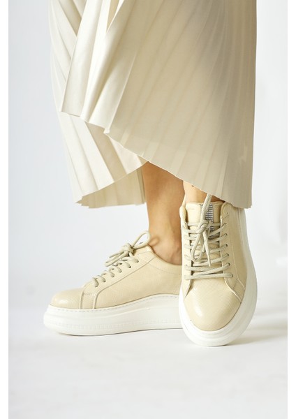 Shake Bej Taş Detaylı Sneakers (Parlak Bağcık Hediyeli)