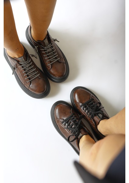 Shake Kahve Taş Detaylı Sneakers (Parlak Bağcık Hediyeli)