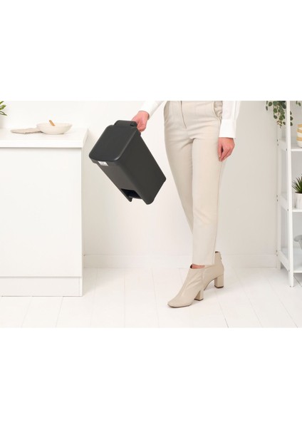 Stepup Dark Grey Plastik Pedallı Çöp Kutusu 10L