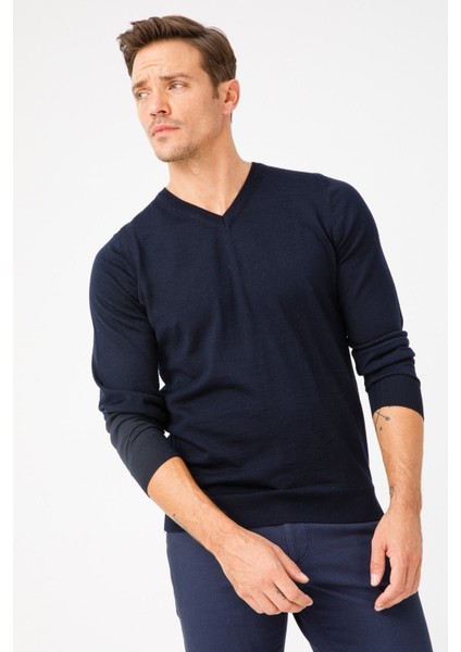 Erkek Basic V Yaka Ince Triko Kazak K.lacivert