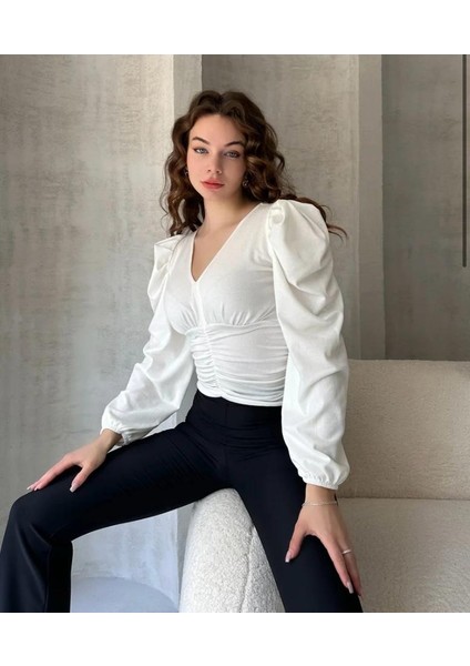 Öpücük Yaka Prenses Kol Crep Bluz