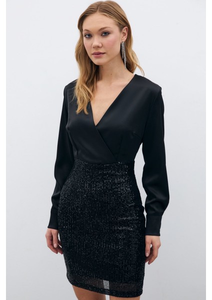 Payet Detaylı Saten Elbise - Siyah fırsatları