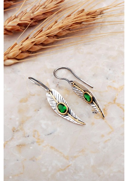 Kök Zümrüt Taşlı Defne Yaprağı Elişi Gümüş Küpe 7232