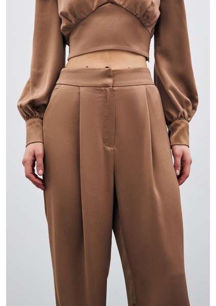 Pileli Saten Krep Pantolon - Camel fırsatları