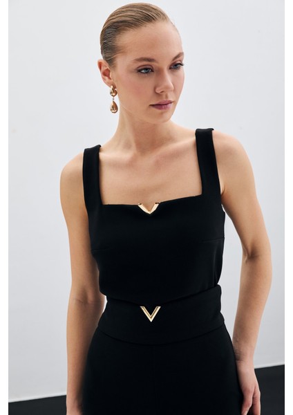Yaka Gold Aksesuarlı Bluz - Siyah modelleri