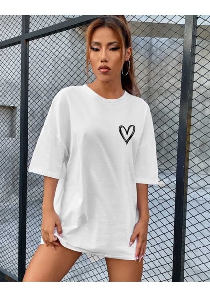 Tiny Heart Baskılı Kadın Oversize Salas T-Shirt Boyfriend fiyatları