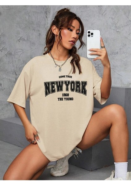 New York 1968 Baskılı Kadın Oversize Salas T-Shirt Boyfriend modelleri