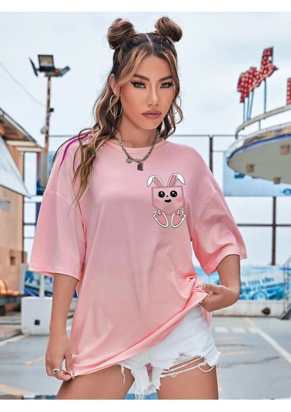 Cepte Tavşan Baskılı Pembe Kadın Oversize Gri Salas T-Shirt Boyfriend