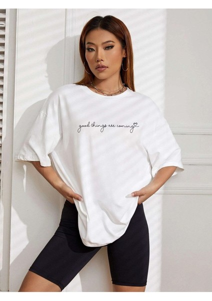 Good Things Baskılı Oversize T-Shirt Salaş Boyfirend fiyatları