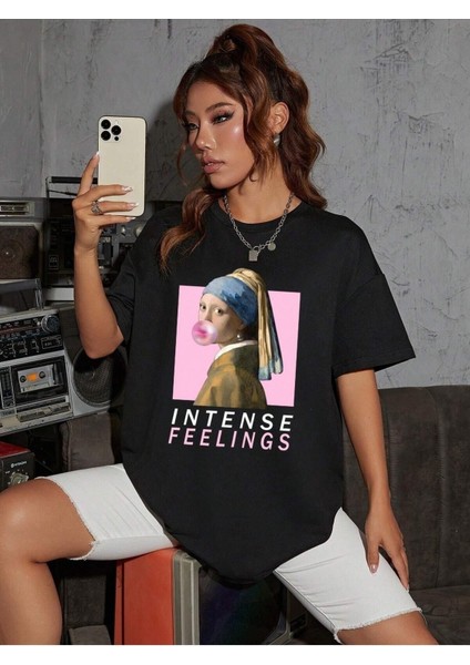 Inci Küpeli Kız Baskılı Oversize T-Shirt Salaş Boyfirend