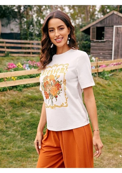 Beyaz Kadın Oversize T-Shirt Çiçek Baskılı