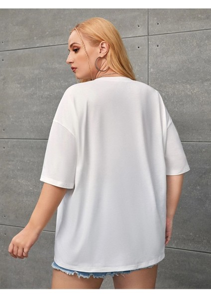 Beyaz Oversize T-Shirt Marvelous Baskılı indirimleri