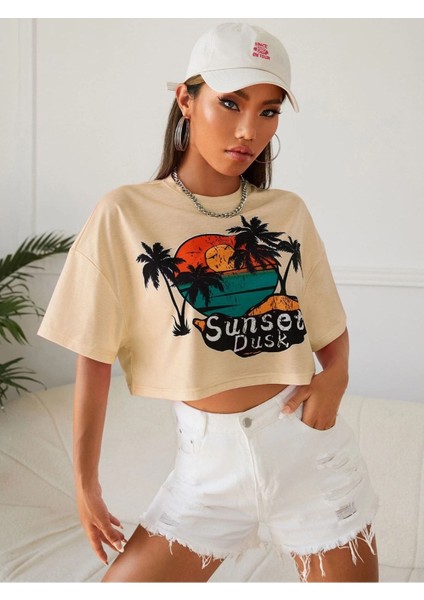 Kadın Crop Oversize Sunset Dusk Baskılı modelleri