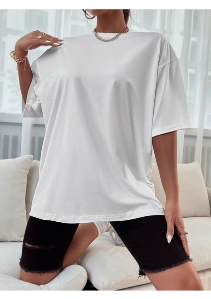 Beyaz Oversize T-Shirt Be Happy Baskılı fırsatları