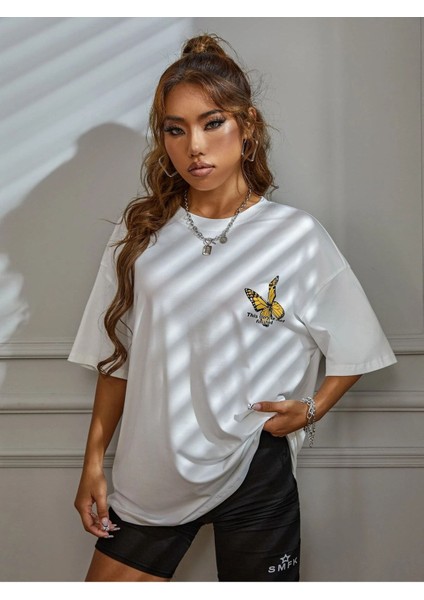 Kadın Beyaz Oversize Sarı Finished Bules Baskılı T-Shirt fırsatları