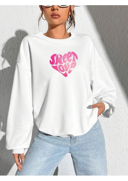 Sweet Love Baskılı Bisiklet Yaka Ünisex Beyaz Oversize Sweatshirt fiyatları