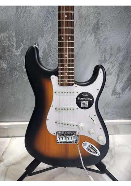 Fender Squier Debut Stratocaster Elektro Gitar Seti