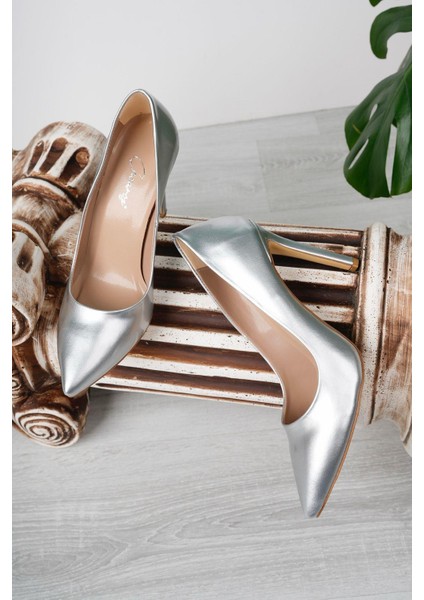 Stiletto Büyük Numara Bayan Ayakkabısı
