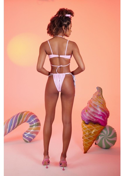 Özel Yapım Parlak Kumaşlı Premium Mia Bikini Üstü Pembe