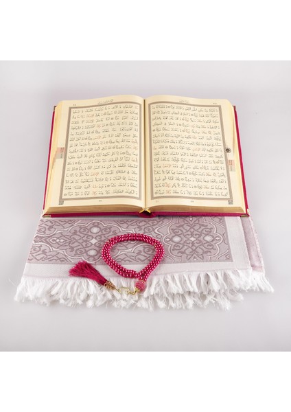 Kuran + Seccade + Tesbih Hediye Seti (Hafız Boy, Elifvav, Kadife, Desenli Kutu, Pudra Pembe) modelleri