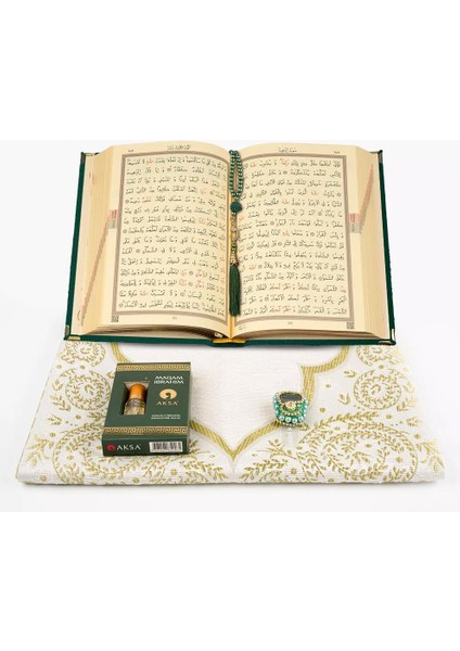 Kuran + Seccade + Tesbih + Zikirmatik + Koku Hediye Seti (Hafız Boy, Kadife, Yeşil) modelleri