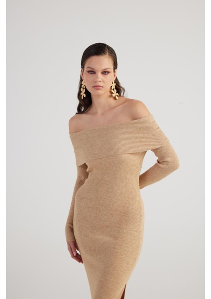 Madonna Yaka Özel Dokulu Tilda Triko Elbise Bej fiyatları