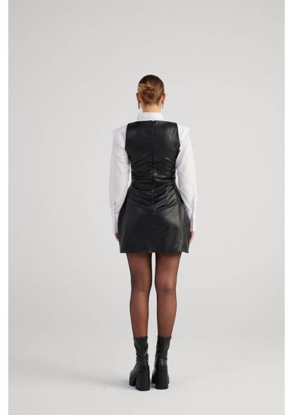 Kare Yaka Vegan Deri Larissa Elbise Siyah indirimleri