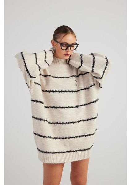 Çizgili Oversize Paloma Kazak Ekru