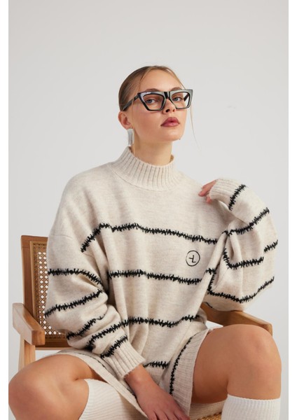 Çizgili Oversize Paloma Kazak Ekru modelleri