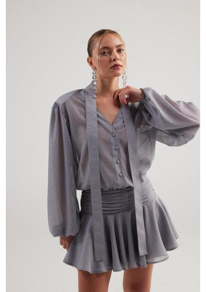 Simli Kumaş Fırfırlı Mini Vanesa Elbise Gri fiyatları