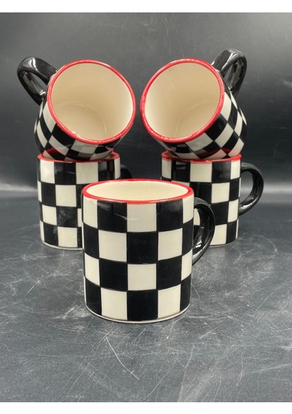 El Yapımı Damalı Seramik Espresso Fincan Seti – 4’lü | Siyah & Beyaz | 170 ml | Kırmızı Rimli indirimleri