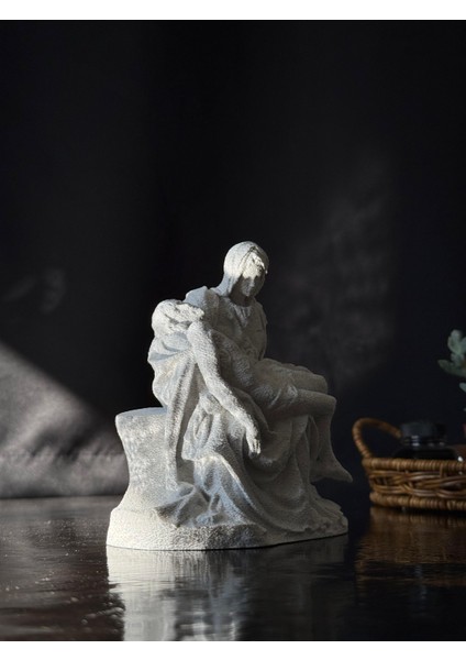 Düşler - La Pietà - Michelangelo - Biblo
