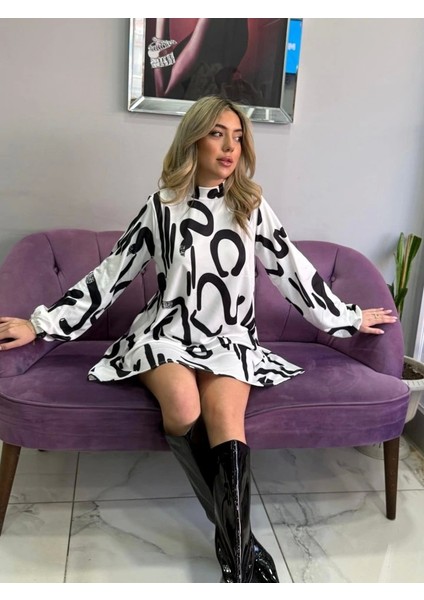 Kadın Uzun Kollu Yarı Balıkçı Yaka Desenli Kısa Dalgıç Elbise