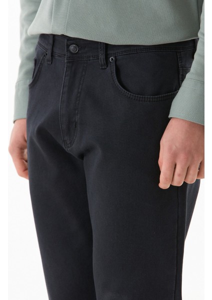 Fermuarlı Regular Fit Jean indirimleri