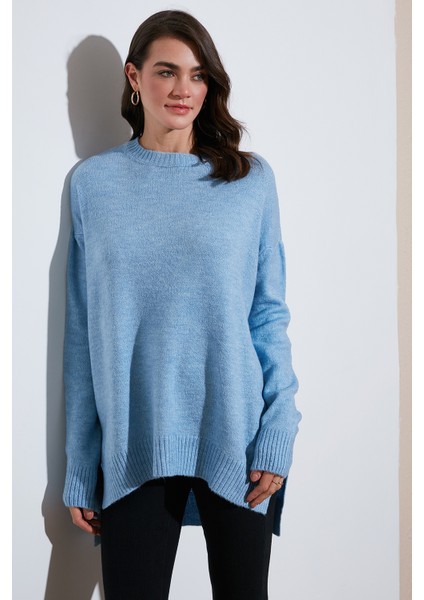 Rahat Kesim Yırtmaç Detaylı Bisiklet Yaka Kazak Bayan KAZAK 4616142Y