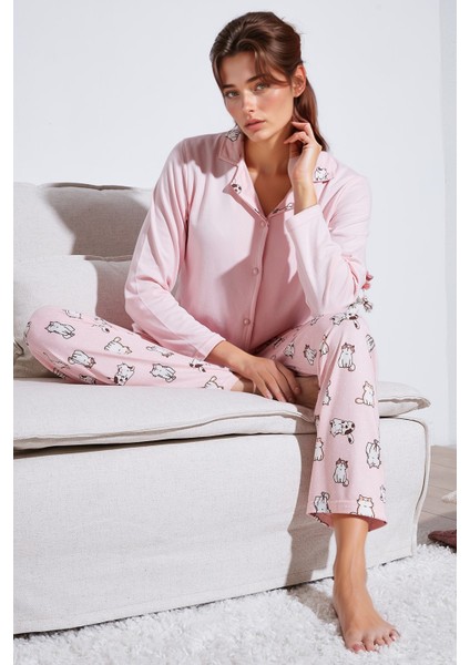 Desenli Regular Fit Apaş Yaka Beli Lastikli Bol Paça Pijama Takımı Bayan PİJAMA TAKIMI 65714300