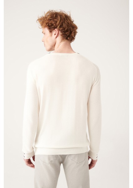 Erkek Beyaz Bisiklet Yaka Kolu Örgü Detaylı Kazak A31Y5108 fırsatları