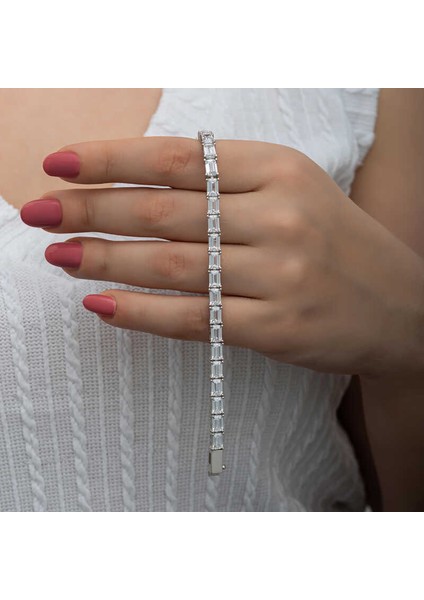 Gümüş Beyaz Taşlı Su Yolu Kadın Bileklik fiyatları