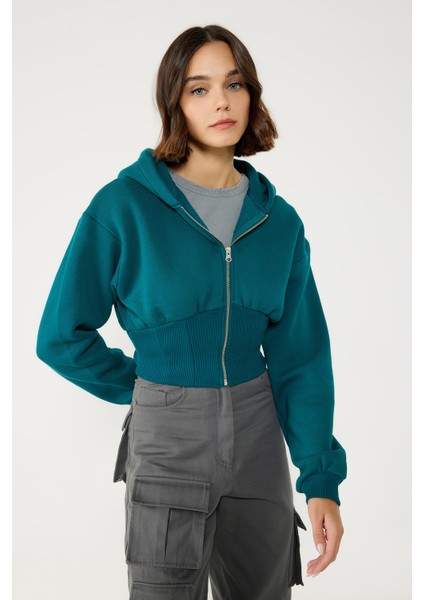 Fermuarlı Kapüşonlu Sweatshirt