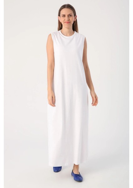 Bisiklet Yaka Kolsuz Astar Elbise