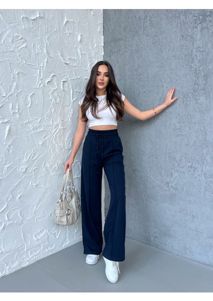 Kadın Mevsimlik Salaş Geniş Paça Yüksek Bel Lacivert Eşofman Altı modelleri