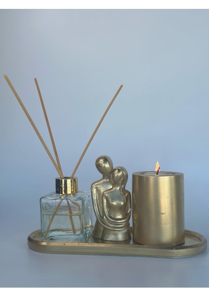 Altın Rengi Dekoratif Sarılan Çift, Mum, Çubuklu Oda Kokusu, Sunumluk Tepsi Seti